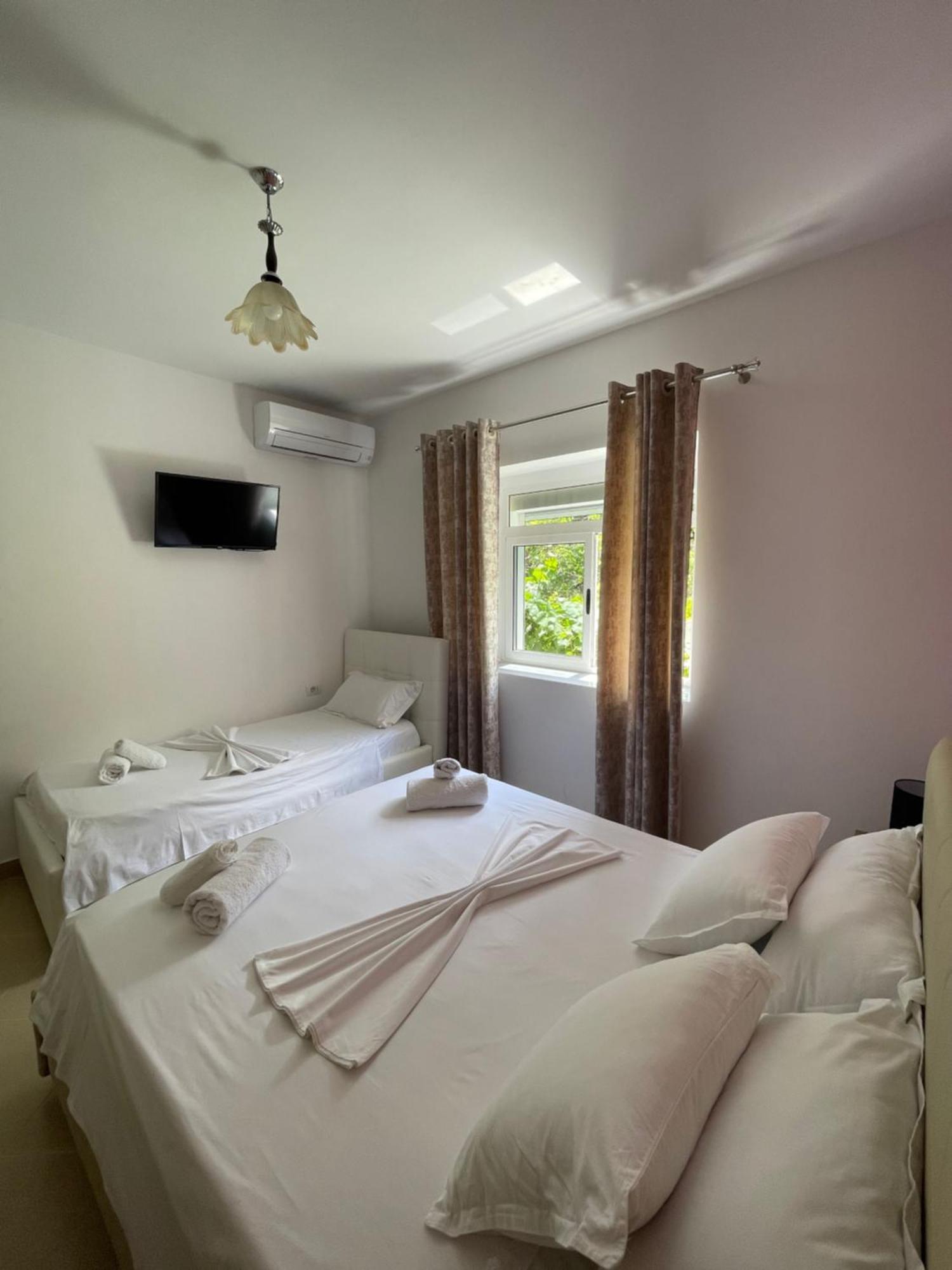 Hotel Eljos House Përmet Exteriér fotografie